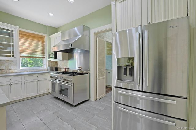 215 Soundview Avenue, White Plains, NY 10606
