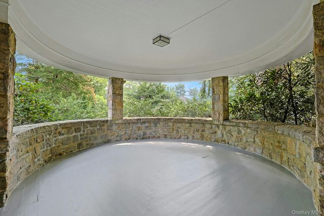 215 Soundview Avenue, White Plains, NY 10606