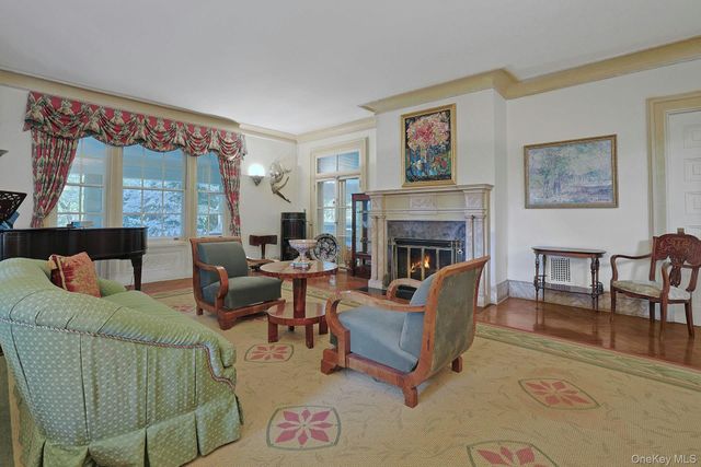 215 Soundview Avenue, White Plains, NY 10606