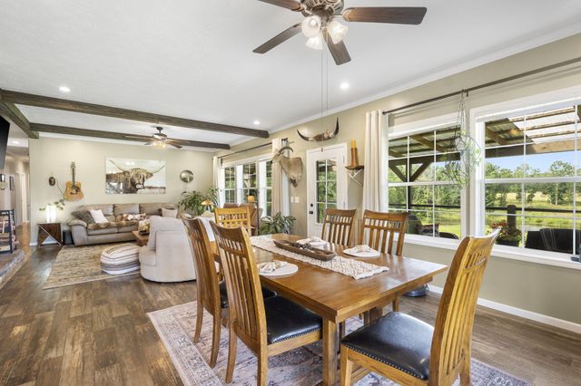 4117 S 77th Road, Bolivar, MO 65613