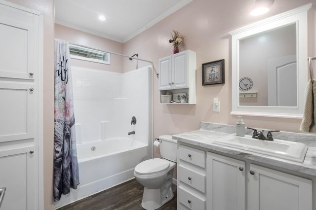 4117 S 77th Road, Bolivar, MO 65613