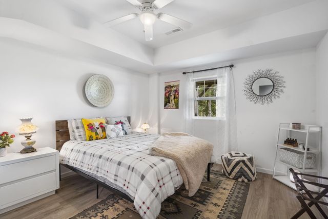 4117 S 77th Road, Bolivar, MO 65613