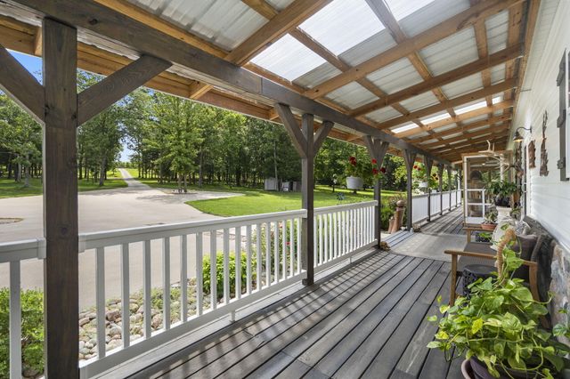 4117 S 77th Road, Bolivar, MO 65613