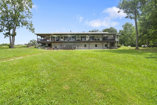 4117 S 77th Road, Bolivar, MO 65613