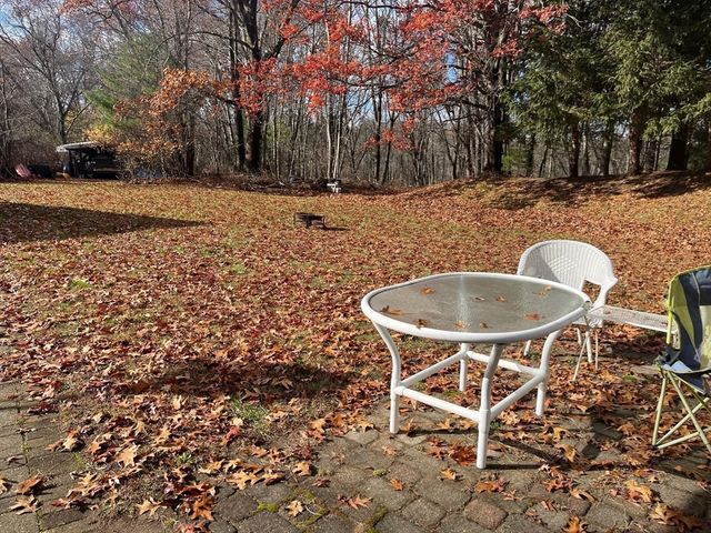 93 Lantern Ln 1, West Springfield, MA 01089