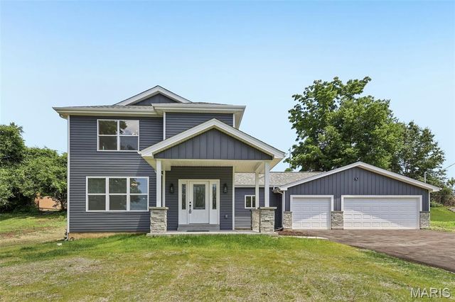 156 Reading Avenue, Maryland Heights, MO 63043