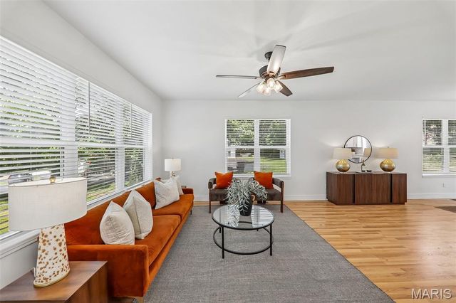 156 Reading Avenue, Maryland Heights, MO 63043