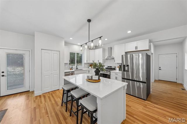 156 Reading Avenue, Maryland Heights, MO 63043