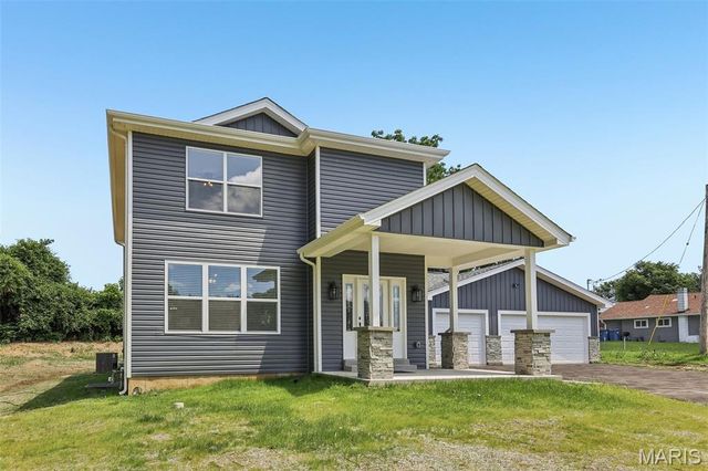 156 Reading Avenue, Maryland Heights, MO 63043