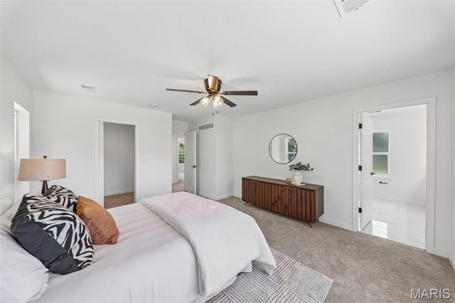 156 Reading Avenue, Maryland Heights, MO 63043