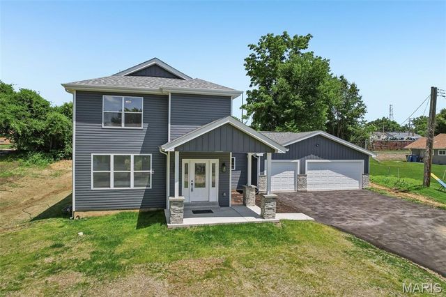 156 Reading Avenue, Maryland Heights, MO 63043