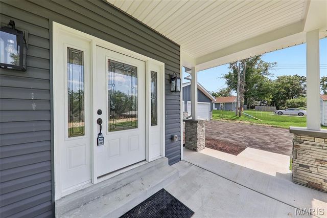 156 Reading Avenue, Maryland Heights, MO 63043