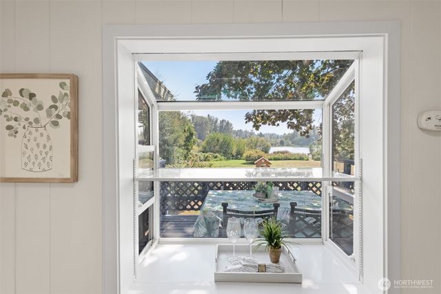 12049 NE 97th Street, Kirkland, WA 98033