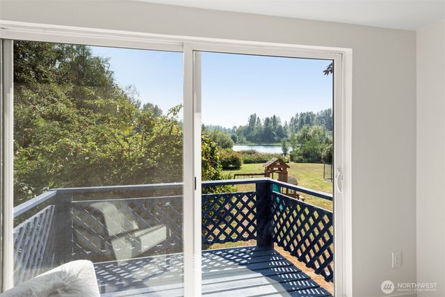 12049 NE 97th Street, Kirkland, WA 98033