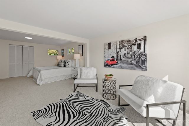 12049 NE 97th Street, Kirkland, WA 98033