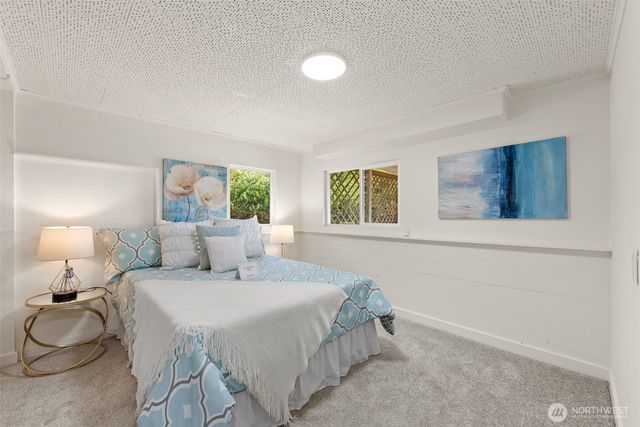 12049 NE 97th Street, Kirkland, WA 98033