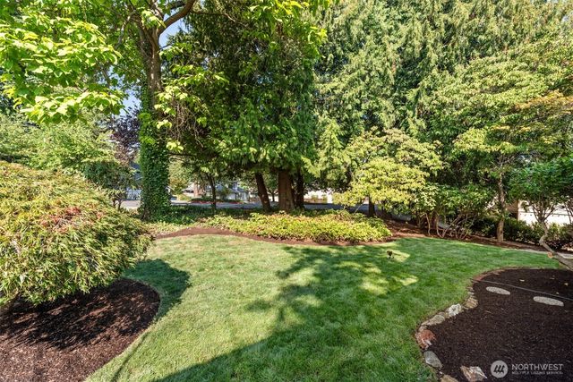 12049 NE 97th Street, Kirkland, WA 98033