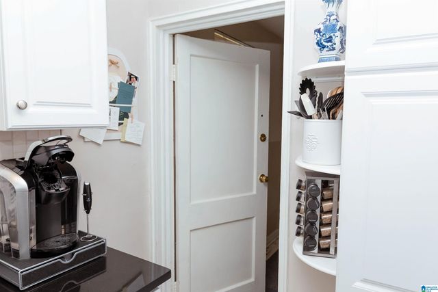 2503 Mountain Brook Cir Apt C, Mountain Brook, AL 35223