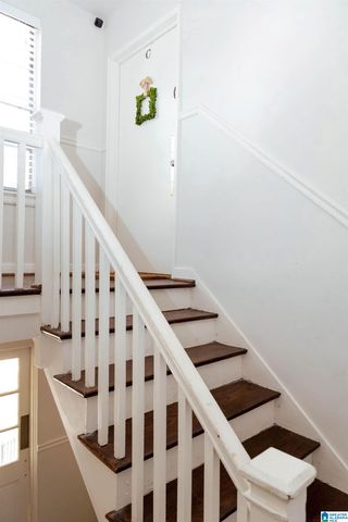 2503 Mountain Brook Cir Apt C, Mountain Brook, AL 35223