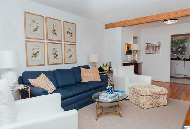 2503 Mountain Brook Cir Apt C, Mountain Brook, AL 35223