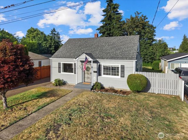 833 S MacArthur Street, Tacoma, WA 98465