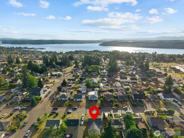 833 S MacArthur Street, Tacoma, WA 98465
