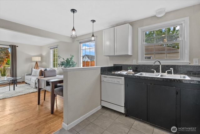 833 S MacArthur Street, Tacoma, WA 98465