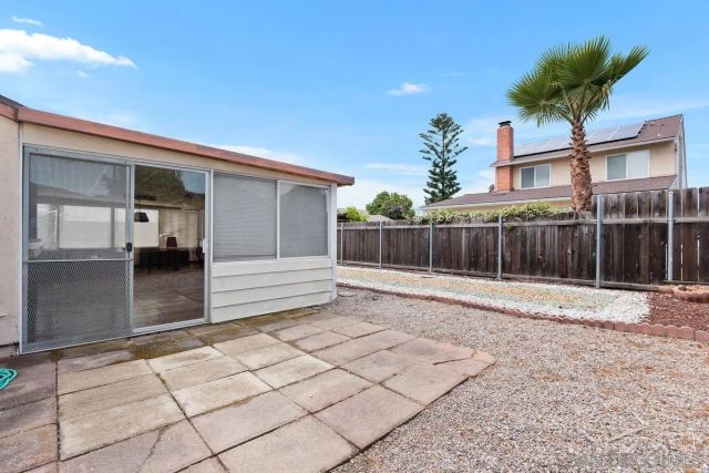 13124 Avenida Grande, San Diego, CA 92129
