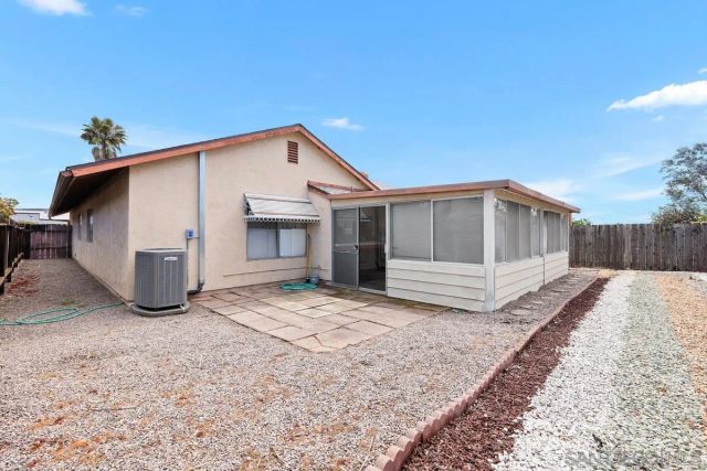 13124 Avenida Grande, San Diego, CA 92129