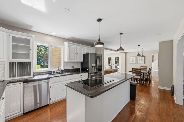 25745 Wild Rose Lane, Excelsior, MN 55331