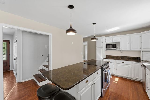 25745 Wild Rose Lane, Excelsior, MN 55331