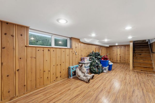 25745 Wild Rose Lane, Excelsior, MN 55331
