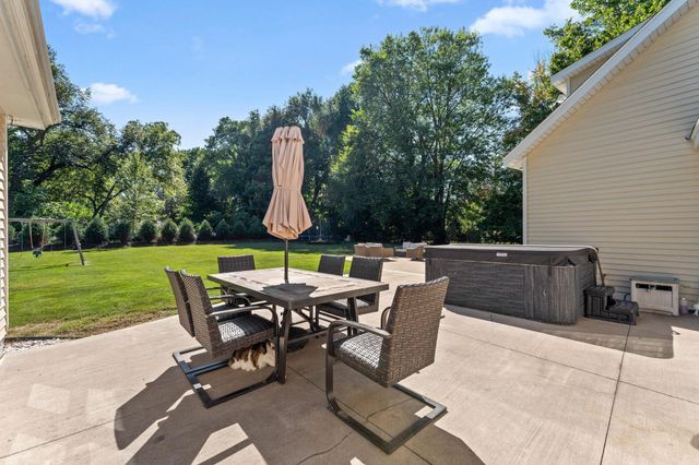 25745 Wild Rose Lane, Excelsior, MN 55331