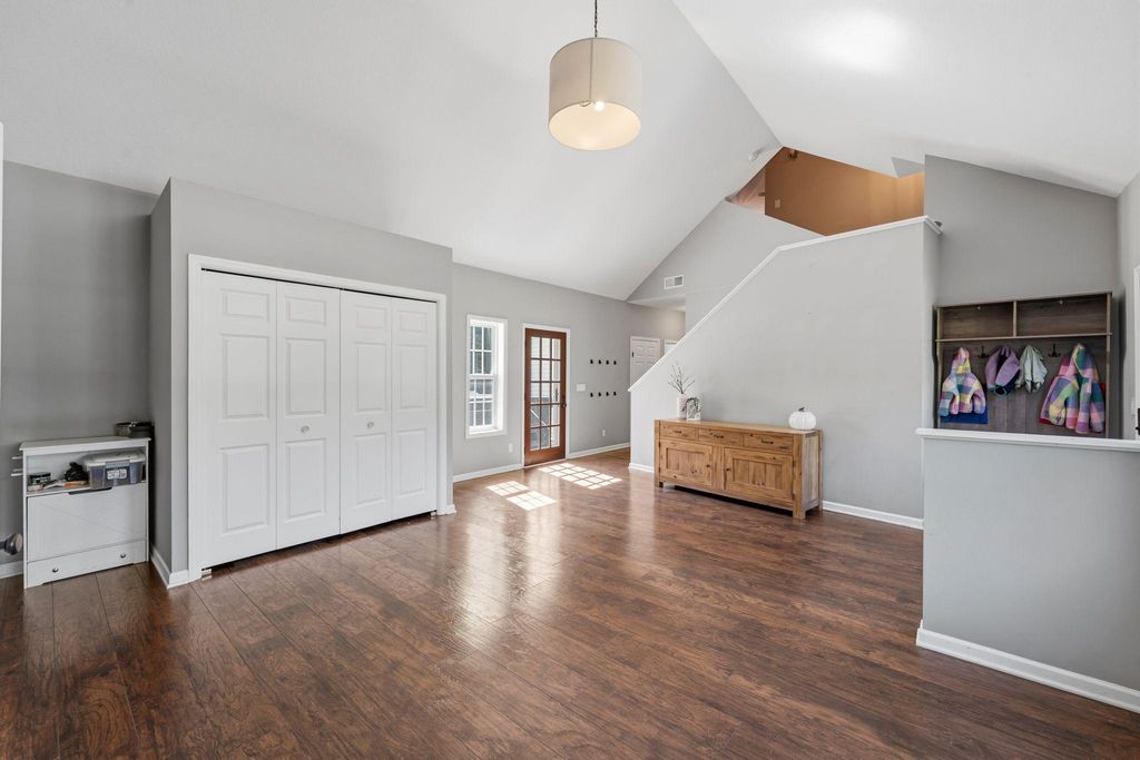 25745 Wild Rose Lane, Excelsior, MN 55331 — photo 5