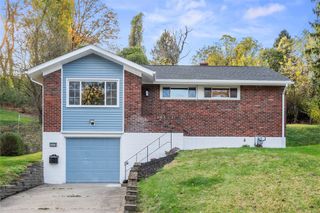 429 Elwood Dr, Wilkins Twp, PA 15235