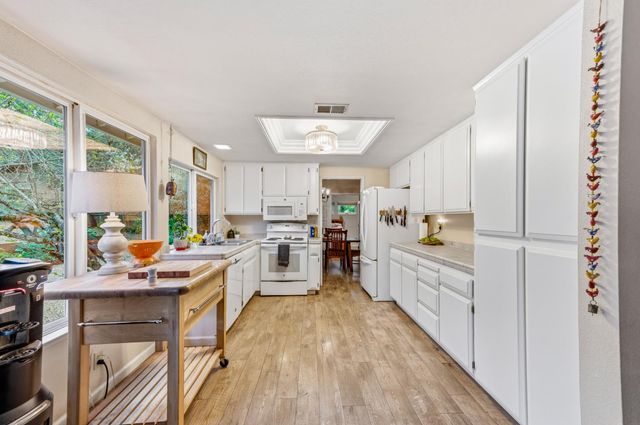 15421 Gary Way, Grass Valley, CA 95949