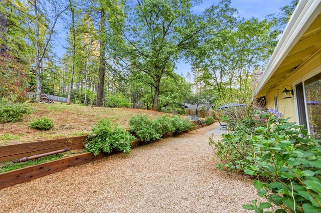 15421 Gary Way, Grass Valley, CA 95949