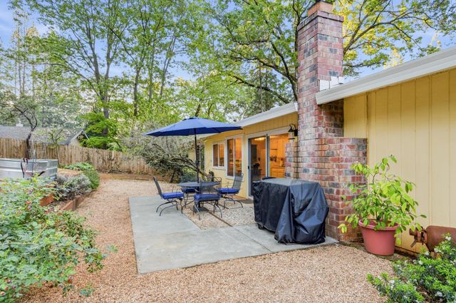 15421 Gary Way, Grass Valley, CA 95949