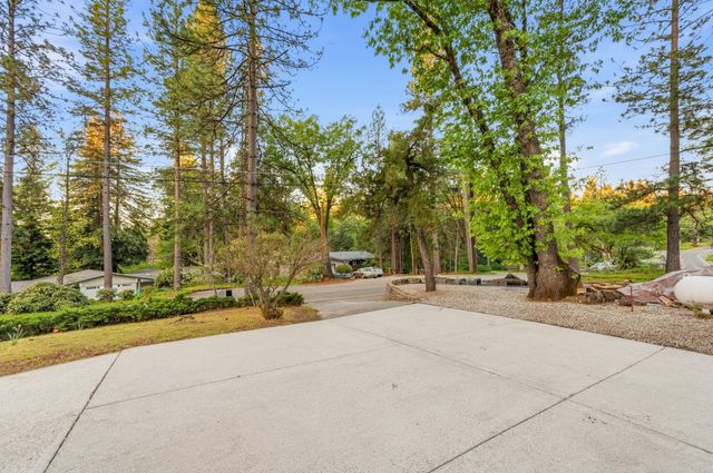 15421 Gary Way, Grass Valley, CA 95949