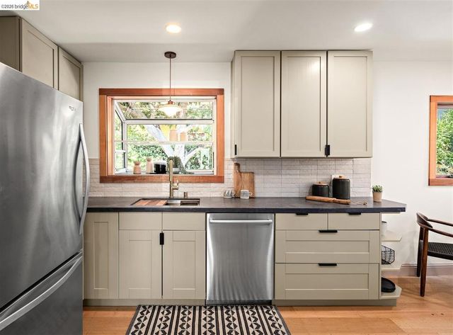 1421 Cornell Avenue, Berkeley, CA 94702