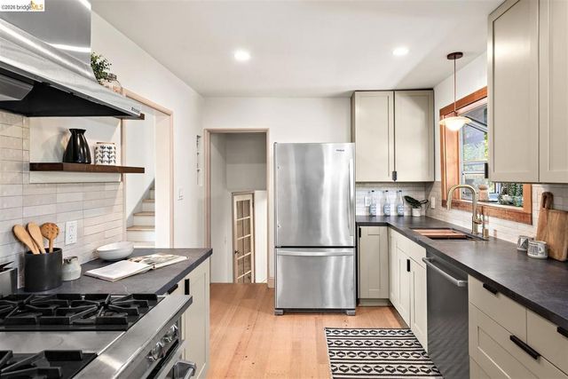 1421 Cornell Avenue, Berkeley, CA 94702
