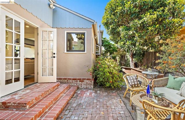 1421 Cornell Avenue, Berkeley, CA 94702