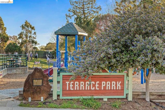 1421 Cornell Avenue, Berkeley, CA 94702