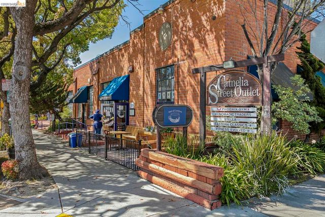 1421 Cornell Avenue, Berkeley, CA 94702