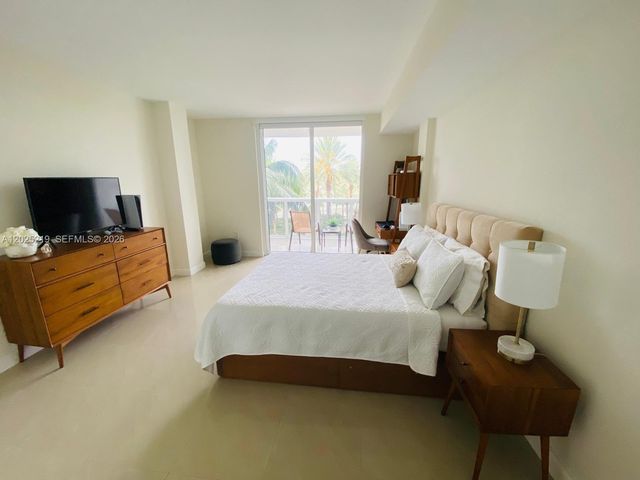 10275 E Collins Ave 324, Bal Harbour, FL 33154
