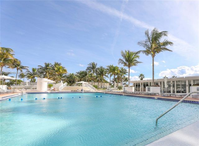 10275 E Collins Ave 324, Bal Harbour, FL 33154