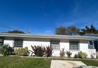 11201 NE 3rd Avenue, Miami, FL 33161