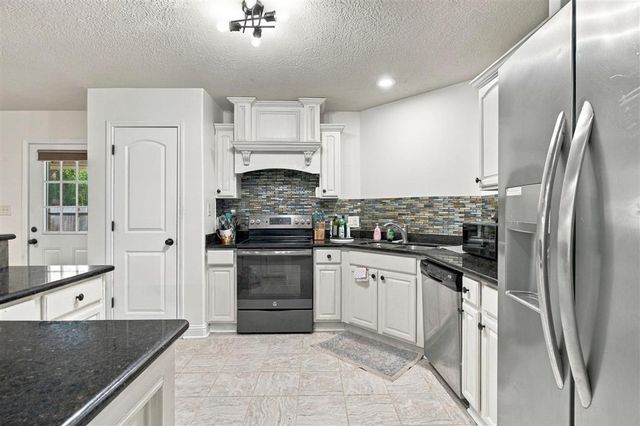 572 Ethel Drive, Lake Charles, LA 70611