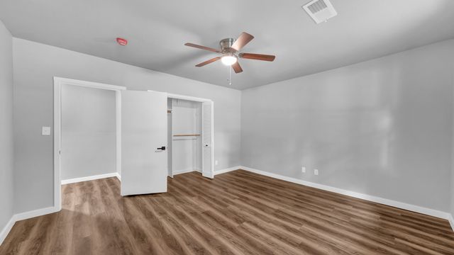 307 S Walnut Street, Weatherford, TX 76086