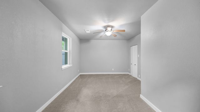 307 S Walnut Street, Weatherford, TX 76086